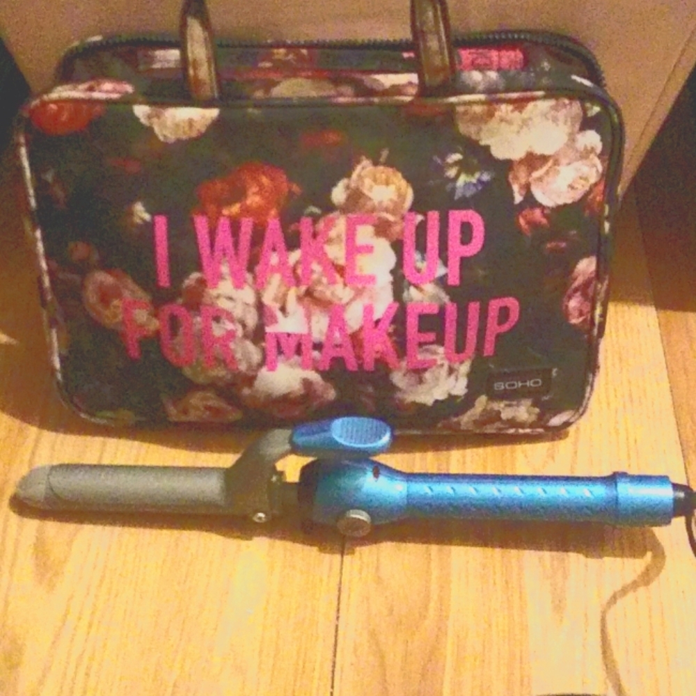 BaByliss pro spring loaded curling iron